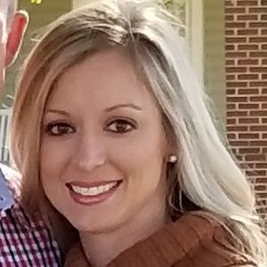 Meet your Posher, Courtney